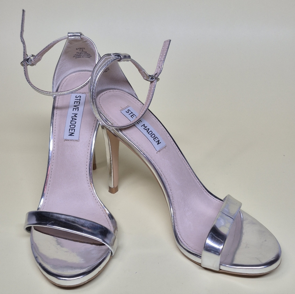 Steve Madden Metallic Silver Heels 7.5